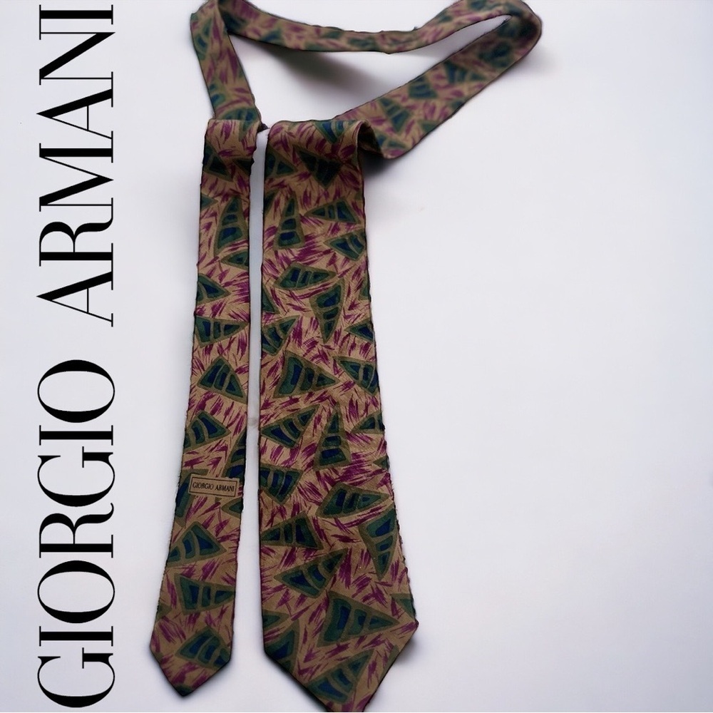 Vintage Giorgio Armani 100% Silk men’s tie